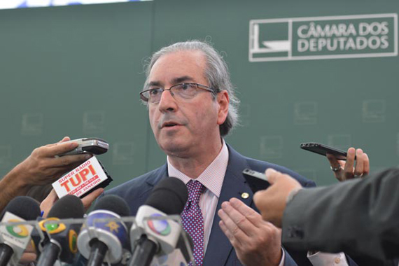 * Petistas dizem que Cunha age com arrogância e sem a grandeza que o cargo exige. 