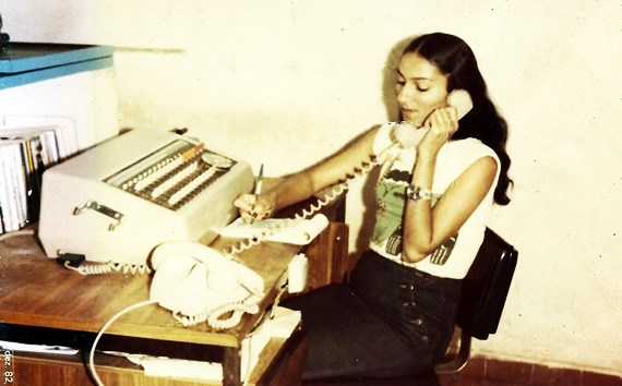 Maria de Fátima na época era telefonista - Foto: Edgar Santos