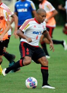 Anderson Pico comemorou a volta de Everton e Arthur Maia à equipe do Flamengo -  Foto:  Divulgação