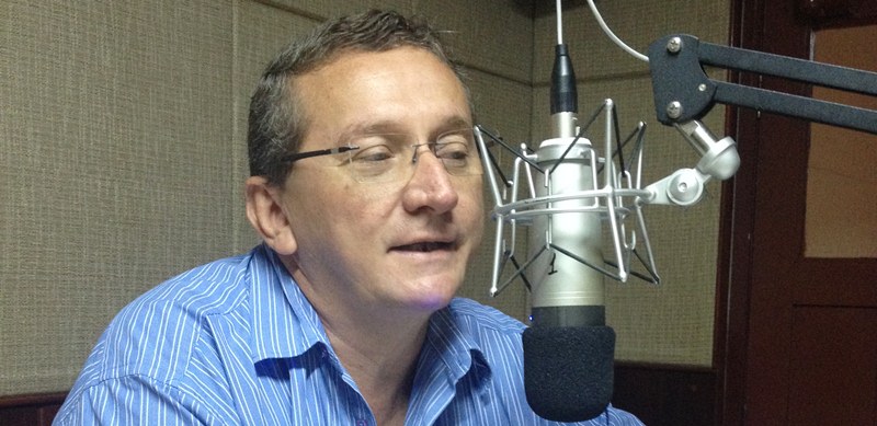 Jorge Araújo nos estúdios da Rural FM