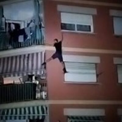 Ladrão é preso quando escalava fachada de prédio, na Espanha