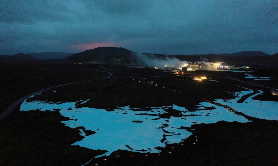 'Lagoa Azul' na Islândia fecha temporariamente após milhares de terremotos
