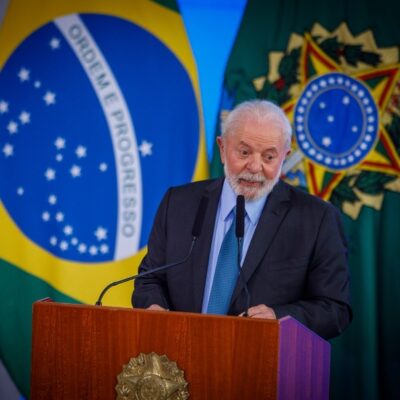 O presidente Lula vai propor a criação de um fundo de financiamento para países com florestas tropicais durante a COP28