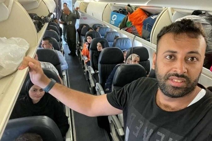 Hassan Rabee e outros 31 brasileiros foram resgatados da Faixa de Gaza. O repatriado tem sofrido ameaças nas redes sociais -  (crédito: Reprodução/Instagram/@hassan.rabee)