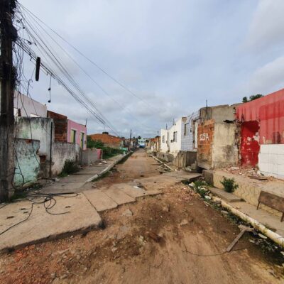 As regiões afetadas pelas minas foram tomadas por rachaduras  -  (crédito: Reprodução/Universidade Federal de Alagoas (Ufal))