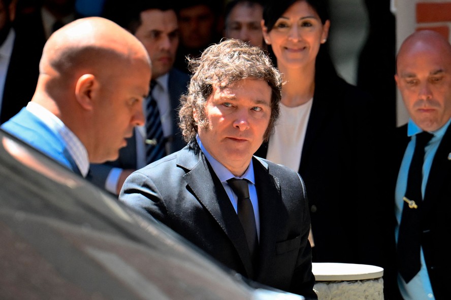 Presidente da Argentina, Javier Milei, participa de cerimônia no Dia Internacional de Lembrança do Holocausto, em Buenos Aires