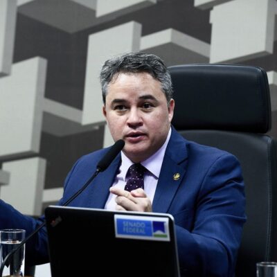 Senador Efraim Filho (União-PB) no Senado. Ele diz que vai trabalhar pela derrubada do veto à desoneração