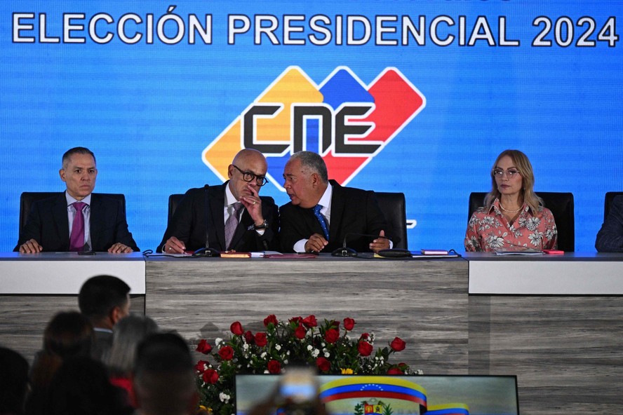 Reunião do Conselho Nacional Eleitoral (CNE) da Venezuela para apresentação da proposta de calendário eleitoral