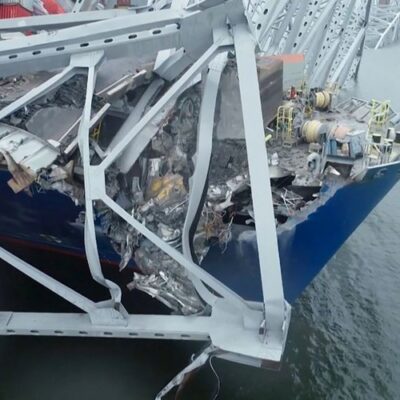 Após desabamento de ponte, porto de Baltimore não deve ser reaberto 'em dias, nem semanas', diz governador