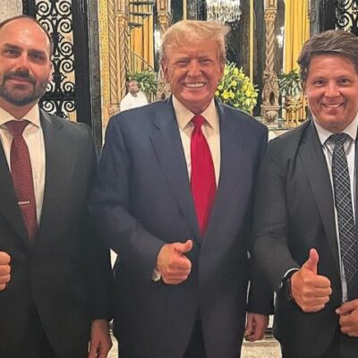 Eduardo Bolsonaro, Donald Trump e Mario Frias