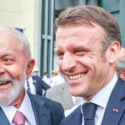 o presidente Luiz Inácio Lula da Silva e o Presidente da França, Emmanuel Macron