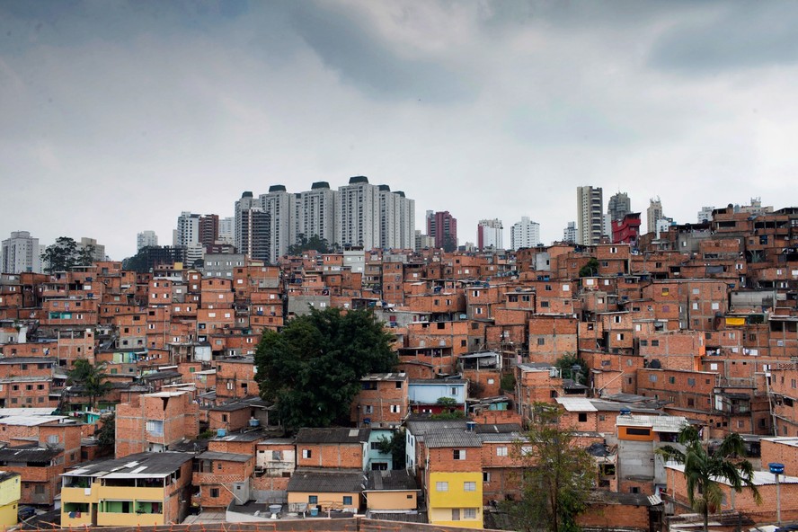 A favela de Paraisópolis, no distrito de Vila Andrade, o que mais cresceu em população ao longo da última década