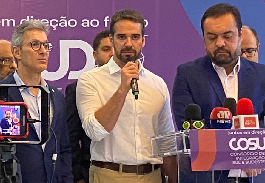 Da esquerda para a direita: Romeu Zema, Eduardo Leite e Cláudio Castro