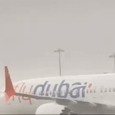 Dubai sofre com chuvas, e aviões são obrigados a pousar em pistas alagadas