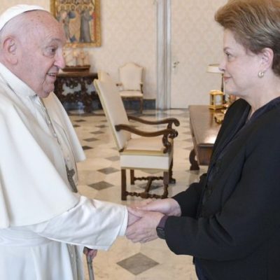 Papa e Dilma em encontro no Vaticano