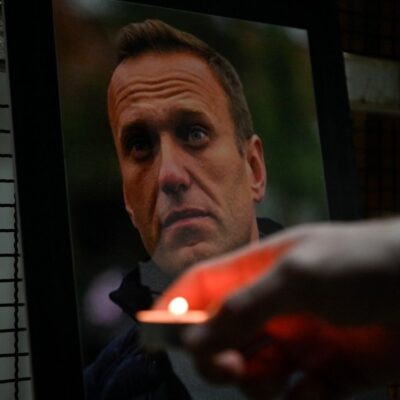Navalny morreu no dia 16 de fevereiro, após passar durante uma corrida