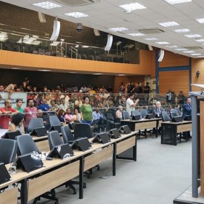 Câmara Municipal de Campinas aprova instauração de Comissão Permanente para apurar conduta da vereadora Paolla Miguel