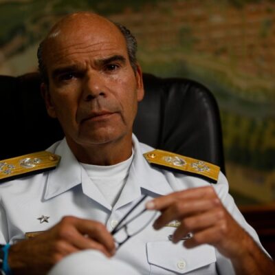 O almirante de esquadra Marcos Sampaio Olsen, comandante da Marinha 02/05/2023