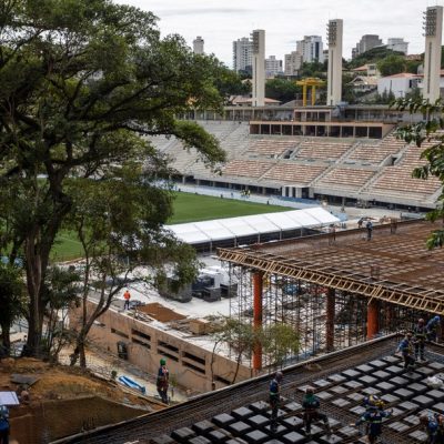 Estádio do Pacaembu está em obras, mas receberia show de Roberto Carlos mesmo assim: evento foi barrado pela prefeitura após Corpo de Bombeiros negar licença