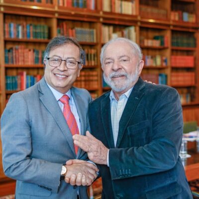 O presidente da Colômbia, Gustavo Petro, e o presidente Lula