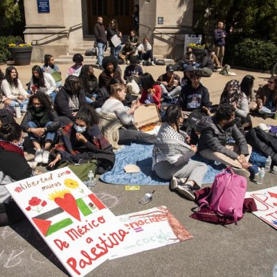 Manifestantes pró-Palestina na Universidade Yale