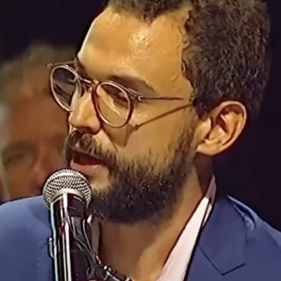 O poeta Antônio Marinho foi o mestre de cerimônias em evento com Lula em Recife