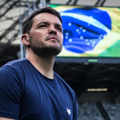 Nicolás Larcamón foi demitido do Cruzeiro nesta segunda-feira