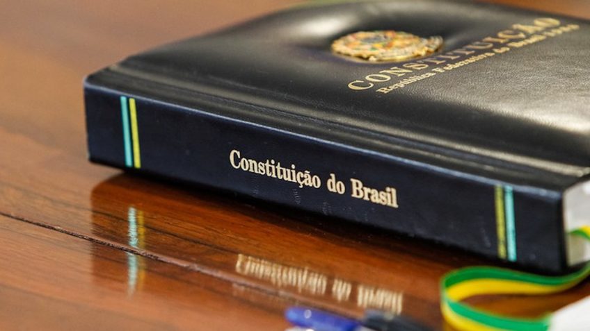 exemplar da Constituição do Brasil