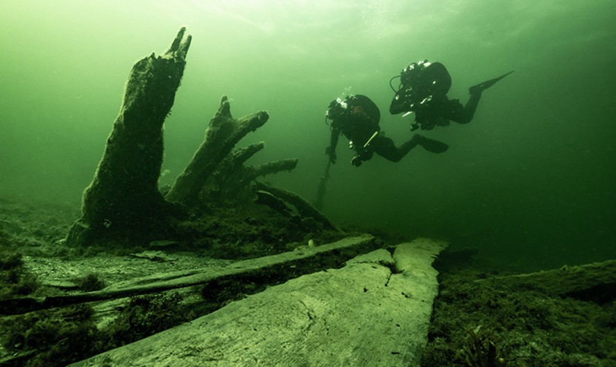 Arqueólogos encontram relíquias centenárias em naufrágio de rei norueguês, na Suécia