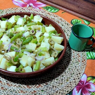 Salada de macaxeira foi prato ensinado no Inter TV Rural deste domingo (5) — Foto: Inter TV Costa Branca