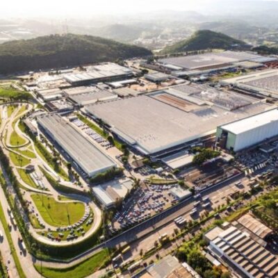 Polo Automotivo da Stellantis em Betim (MG) foi inaugurado em 1976 e é uma das maiores fábricas do grupo em todo o mundo
