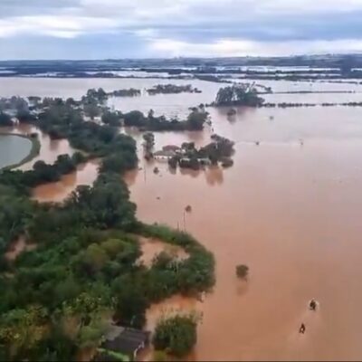 Enchente inundou a região de Santa Maria, no Rio Grande do Sul
