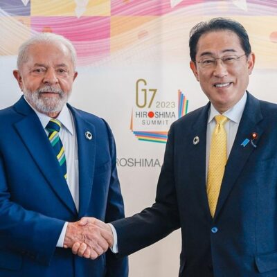 O presidente Lula e o primeiro-ministro japonês Fumio Kishida no G7, em maio de 2023