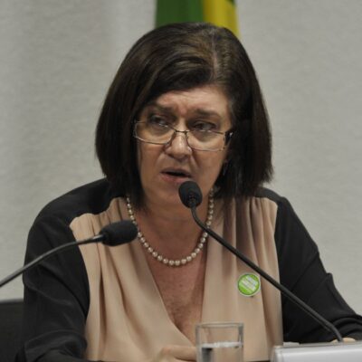A CPI da Petrobras ouve o depoimento da diretora-geral da ANP, Magda Chambriard (Antonio Cruz/Agência Brasil)