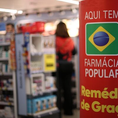 Cidade das farmácias: homem viraliza ao questionar excesso de lojas nas ruas de São Bernardo do Campo