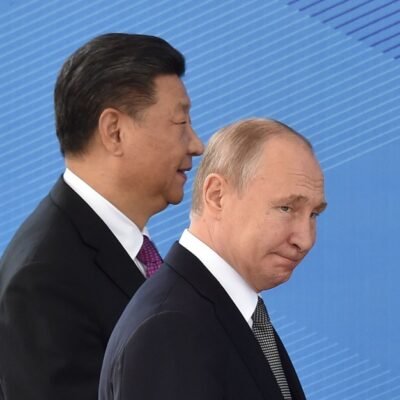 O presidente da Rússia, Vladimir Putin, e o presidente da China, Xi Jinping