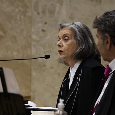 A ministra Cármen Lúcia, durante sessão do STF