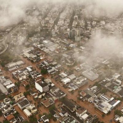 Rio Grande do Sul enfrenta situação de emergência pública -  (crédito:  Carlos Fabal/AFP)