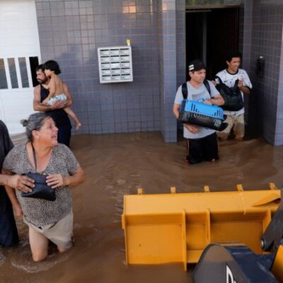 Chuvas intensas afetam mais de 2,2 milhões de pessoas no Rio Grande do Sul -  (crédito: BBC)