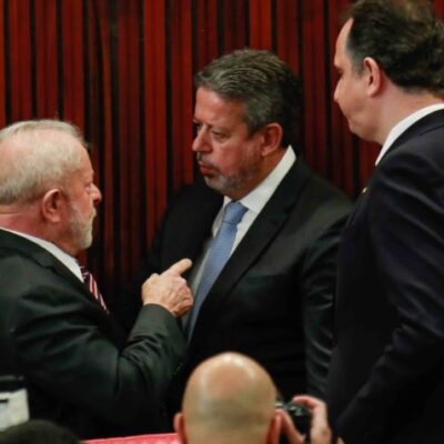 O presidente Luiz Inácio Lula da Silva, o presidente da Câmara dos Deputados, Arthur Lira e o presidente do Senado, Rodrigo Pacheco
