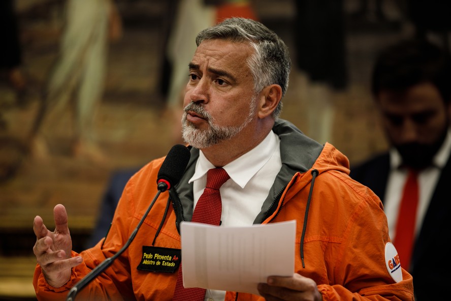 O ministro da Secretaria Extraordinária de Apoio à Reconstrução do Rio Grande do Sul, Paulo Pimenta