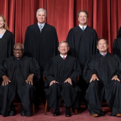 Os 9 juízes que integram atualmente a Suprema Corte dos Estados Unidos