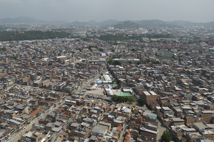 Complexo da Maré, formado por 16 favelas, onde nem sempre há numeração nas casas