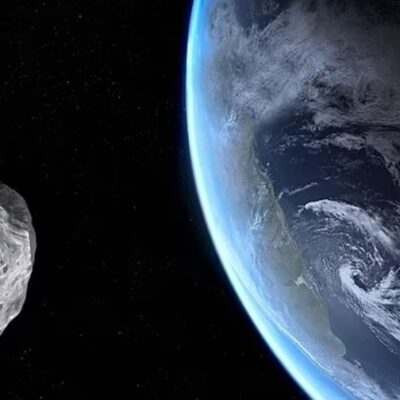 Foto ilustrativa de um asteroide se aproximando da Terra