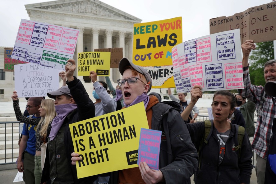 Protesto de ativistas contra restrições ao aborto em Washington, capital dos Estados Unidos