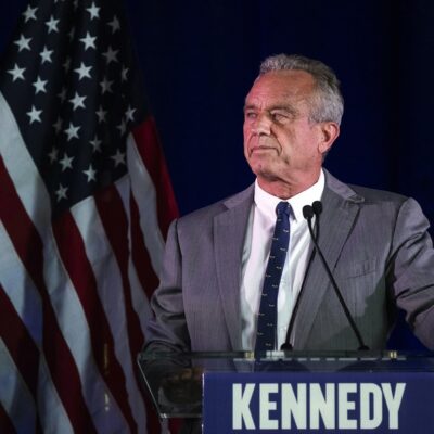 Robert F. Kennedy Jr., um candidato independente à presidência, em um evento de campanha em Aurora, Colorado, 19 de maio de 2024.