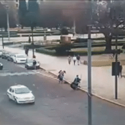Vídeo mostra momento em que duas garis são atropeladas na Argentina; assista