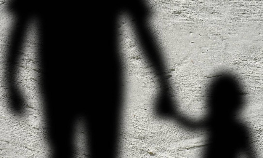 Abuso sexual infantil: MP português denuncia homem acusado de abusar sexualmente de sobrinha ao menos 360 vezes durante dois anos