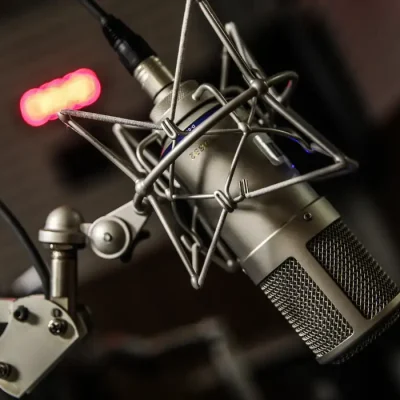 Rádio, microfone