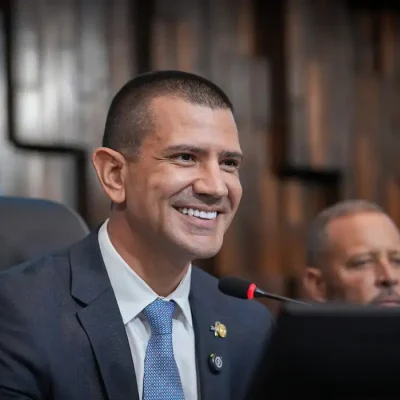 Rio de Janeiro (RJ), 17/04/2026 – DEPUTADO DOUGLAS RUAS É ELEITO NOVO PRESIDENTE DA ALERJ.
Foto: Thiago Lontra/Alerj